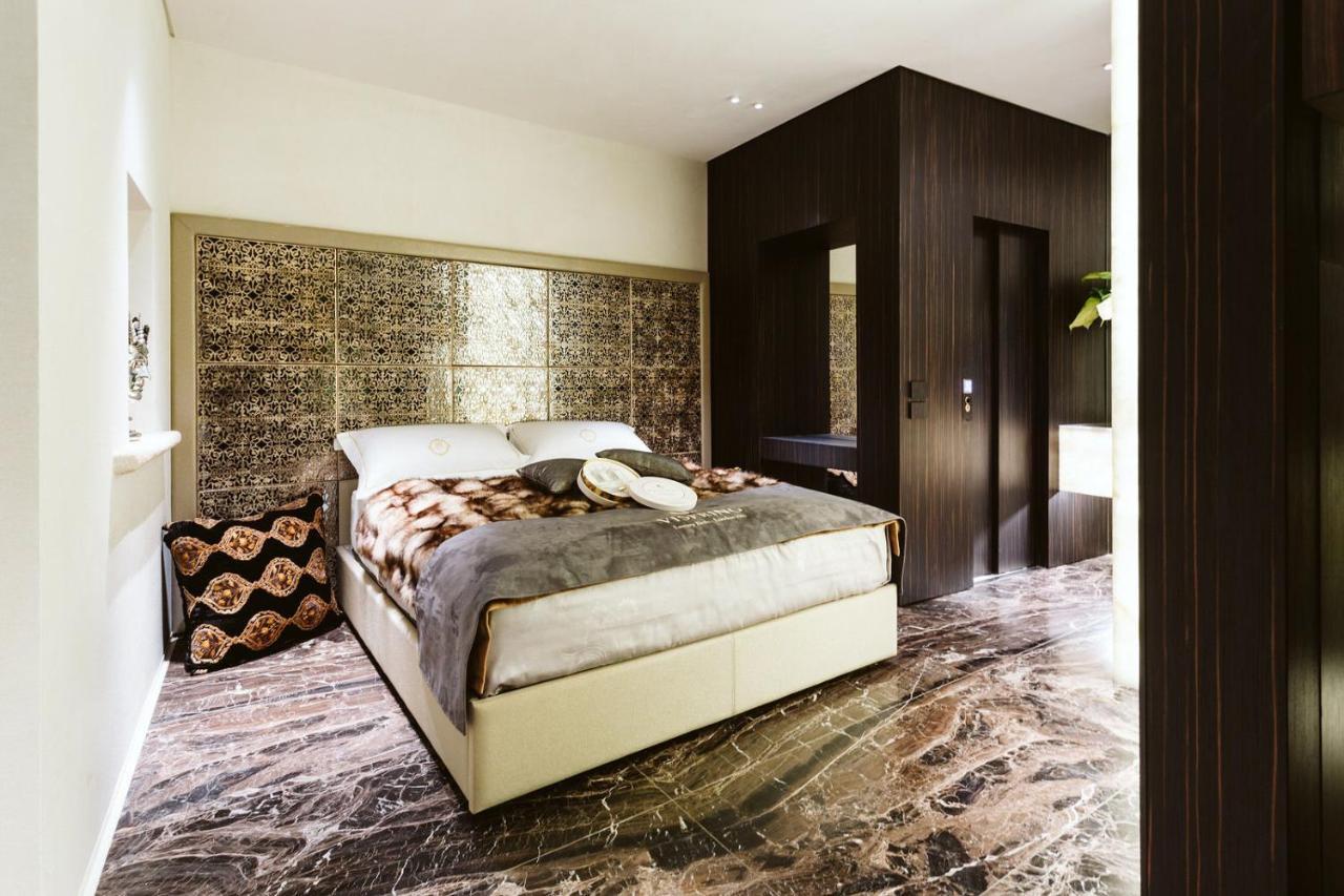 The Harbour - Luxury Living Bed & Breakfast Трани Екстериор снимка