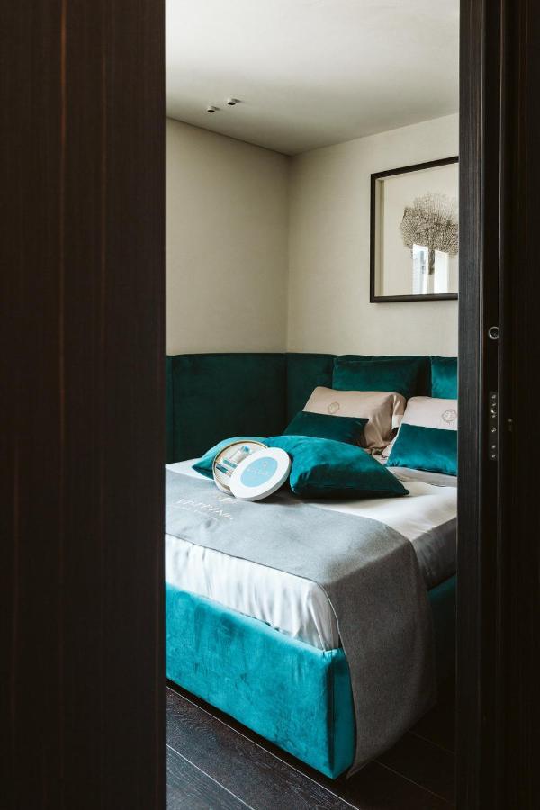 The Harbour - Luxury Living Bed & Breakfast Трани Екстериор снимка