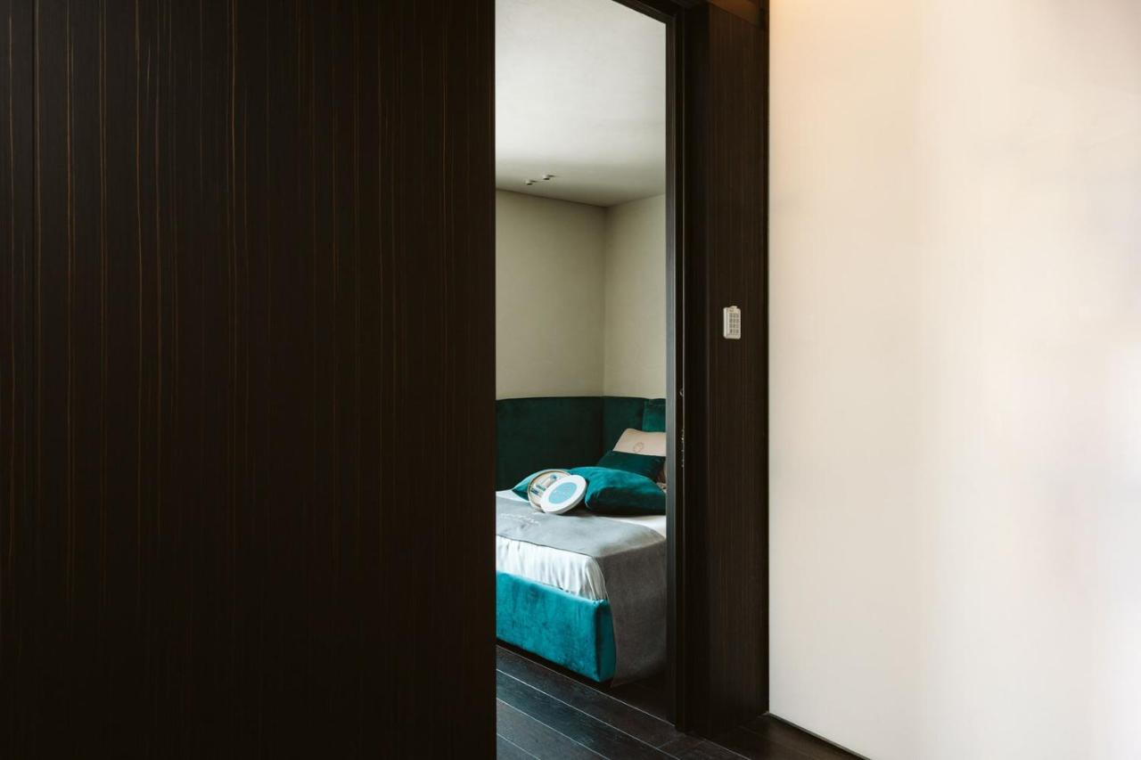The Harbour - Luxury Living Bed & Breakfast Трани Екстериор снимка