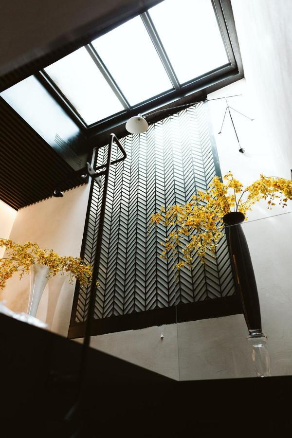 The Harbour - Luxury Living Bed & Breakfast Трани Екстериор снимка