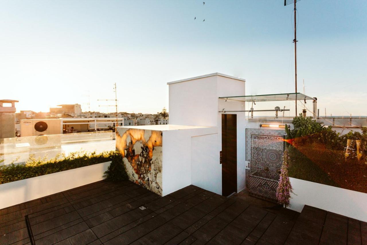 The Harbour - Luxury Living Bed & Breakfast Трани Екстериор снимка